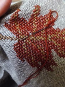 mantel otoño LDH detalle