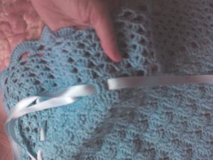 toquilla bebe nuria puntilla cinta 2